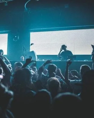 Live concert by INZO