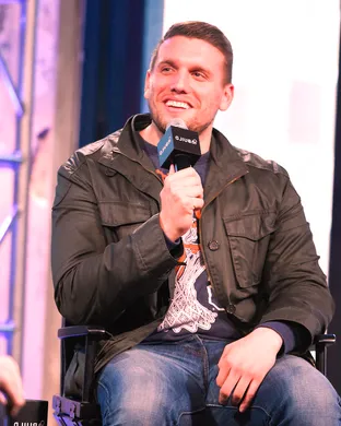 Live concert by Chris Distefano