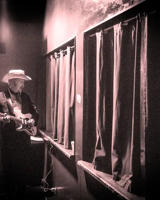 Dave Alvin