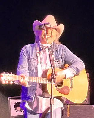 Dwight Yoakam
