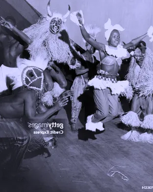 Les Ballets Africains