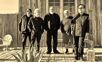 Los Lobos