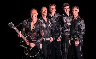 Super Diamond - The Neil Diamond Tribute